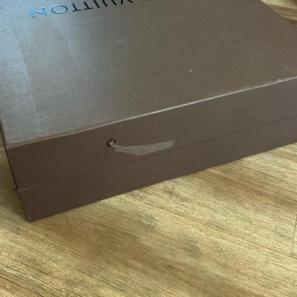 Louis Vuitton Large Box - Picture 3 of 11